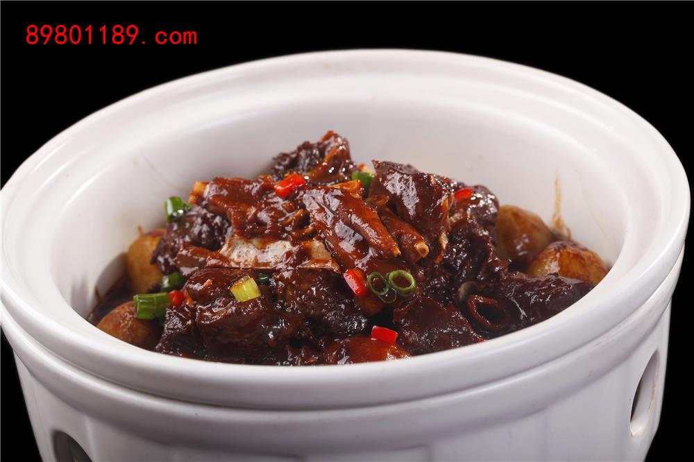 土豆烧老鹅